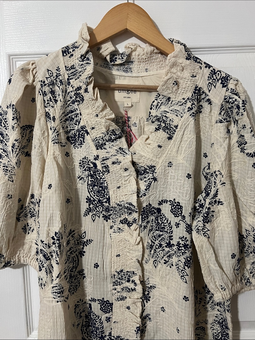 NWT Umgee Blouse Large Navy Dsesign - Picture 2 of 16